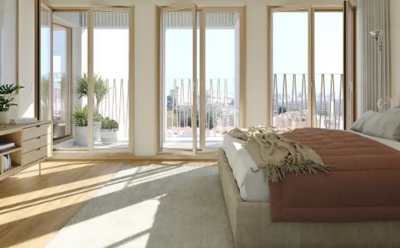 Velocity Zen – bedroom with balcony doors